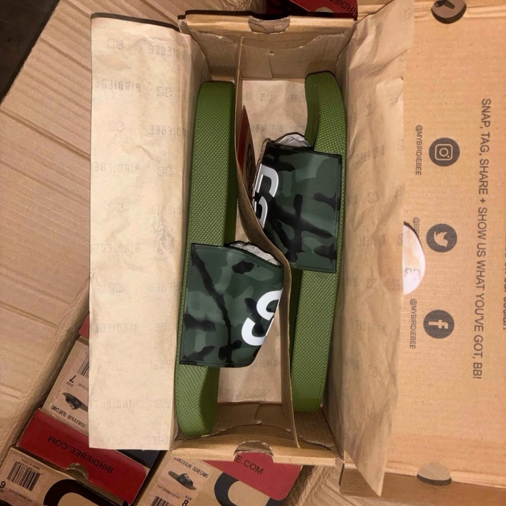 NIB BIRDIEBEE Signature Camo Double BB Slide
Sandals - Picture 4 of 6